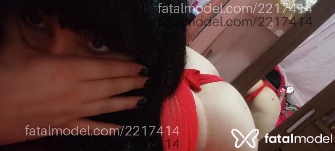 Acompanhante mulher ruiva (o) de olhos verdes - Lyara
