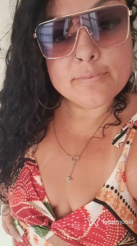 Acompanhante mulher morena (o) de olhos mel - TINA BORGES