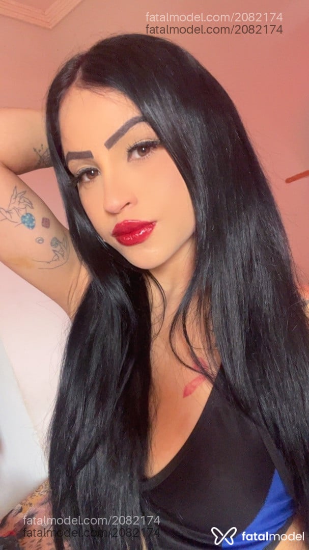 Acompanhante mulher ruiva (o) de olhos mel - Kacau Phaime