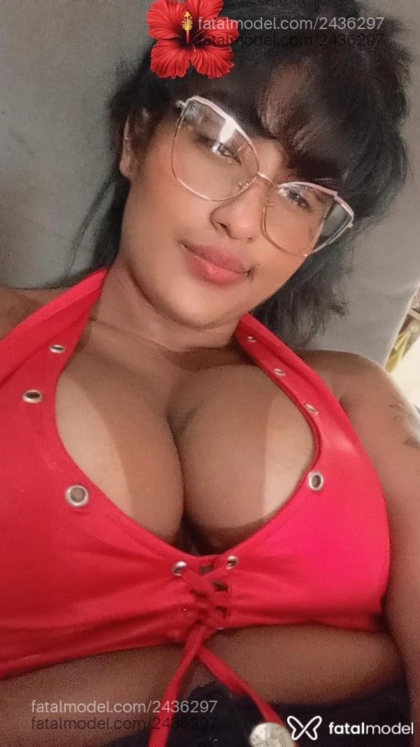 Acompanhante mulher morena (o) de olhos pretos - Rayanne Paiva