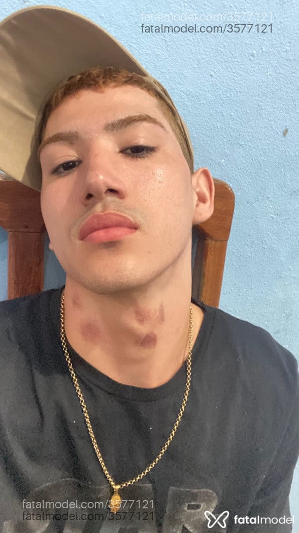 Acompanhante homem morena (o) de olhos castanhos - Willian