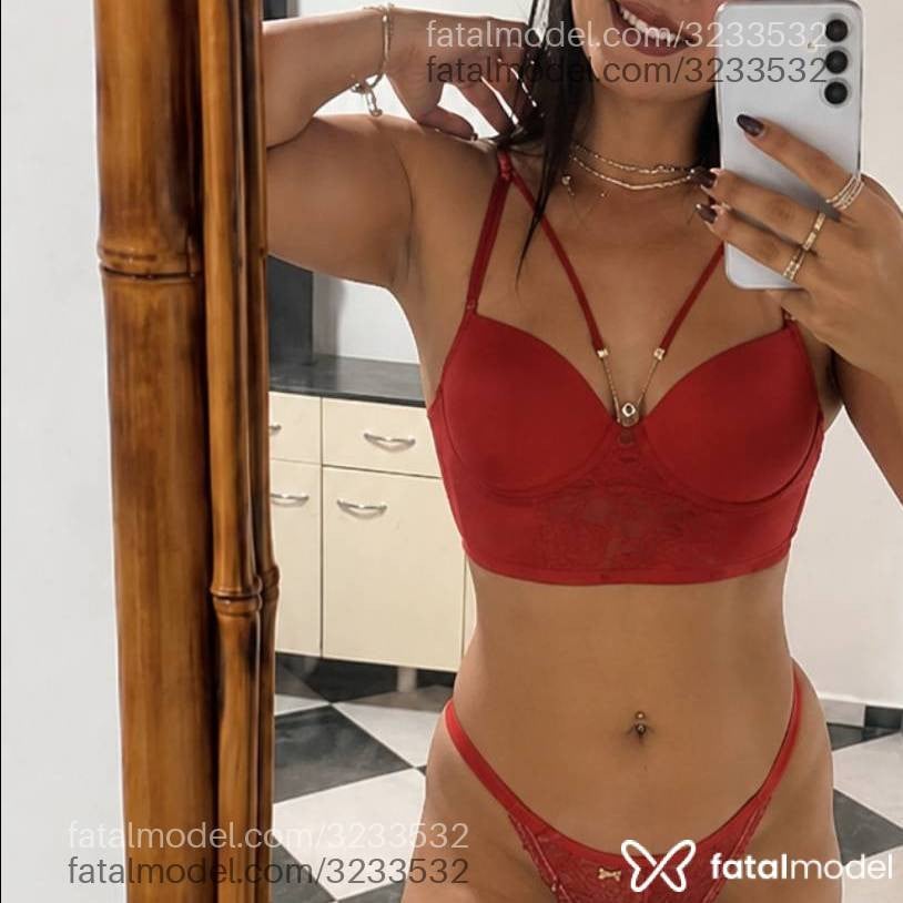 Acompanhante mulher morena (o) de olhos castanhos - Mirelly Beltrão