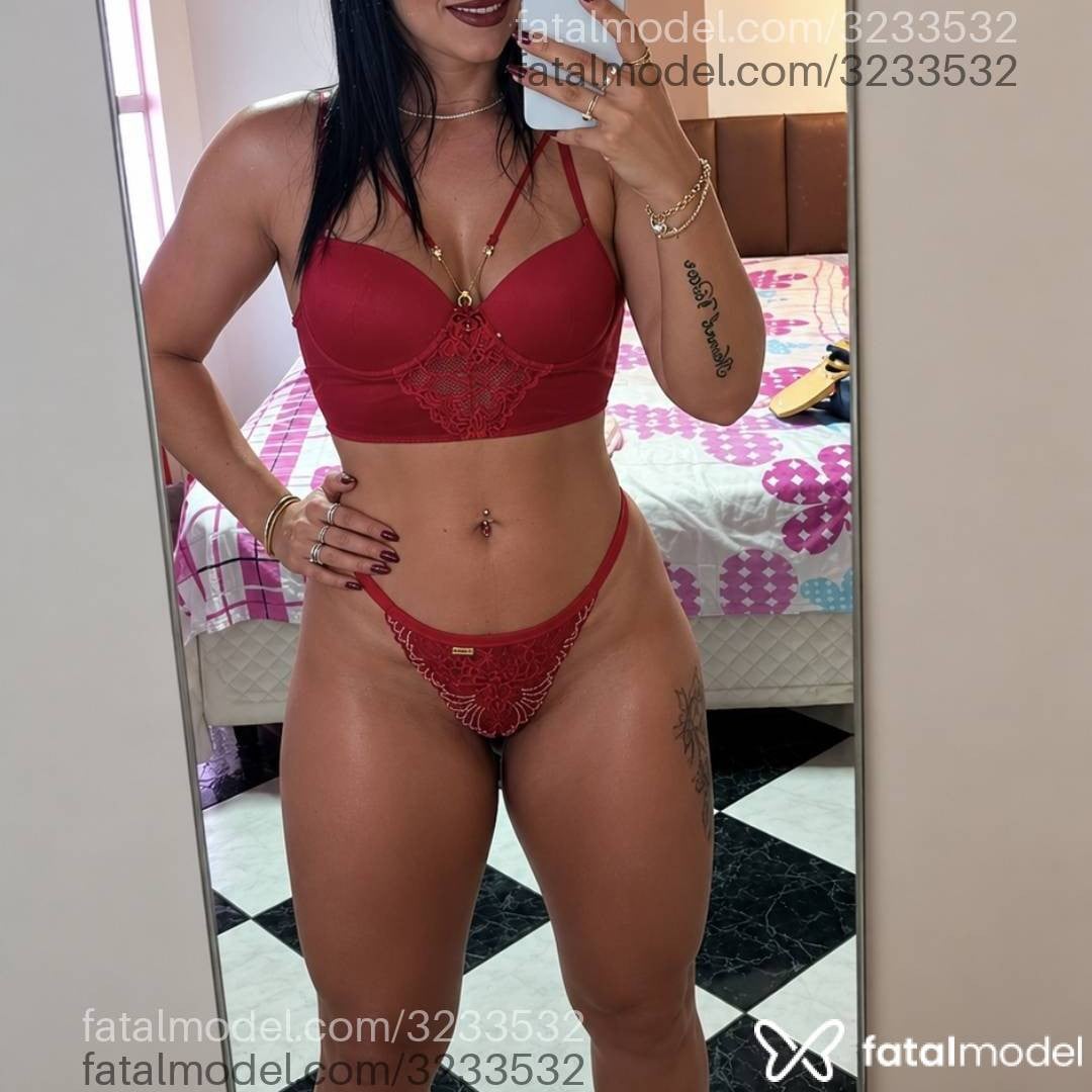 Acompanhante mulher morena (o) de olhos castanhos - Mirelly Beltrão