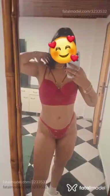 Acompanhante mulher morena (o) de olhos castanhos - Mirelly Beltrão