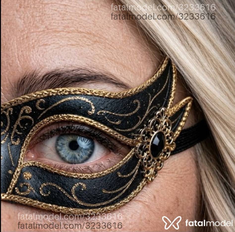 Acompanhante mulher loira (o) de olhos azuis - Debhy