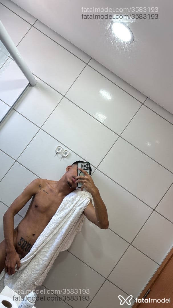 Acompanhante homem morena (o) de olhos pretos - William Silva
