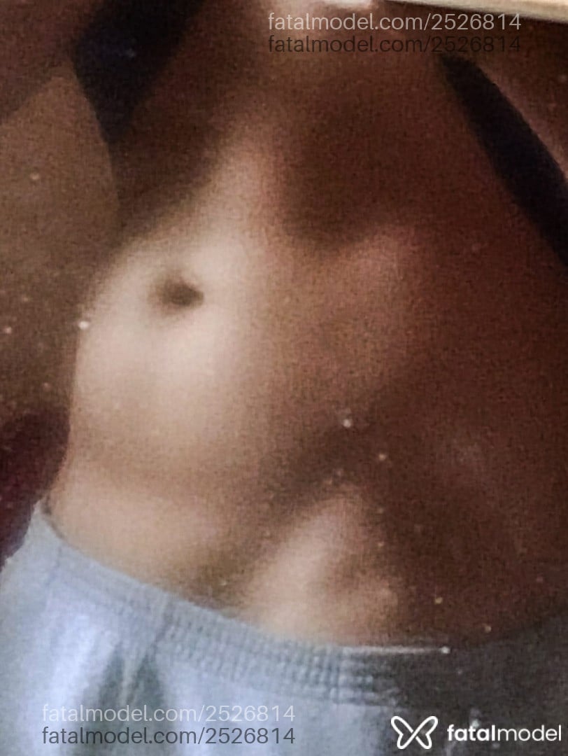 Acompanhante homem morena (o) de olhos castanhos - Lucas