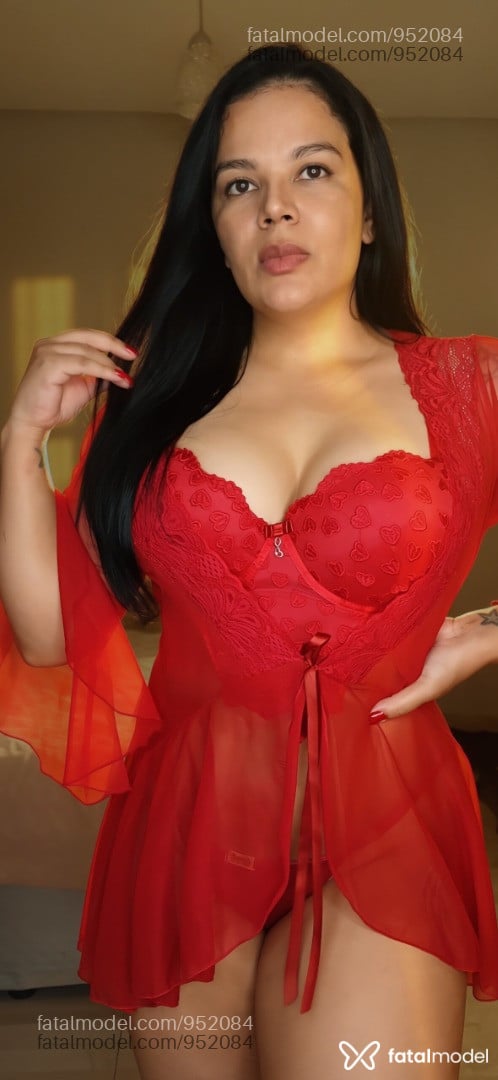 Acompanhante mulher morena (o) de olhos castanhos - Lorena