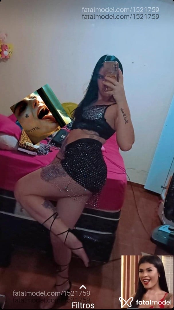 Acompanhante mulher trans morena (o) de olhos mel - Nicole