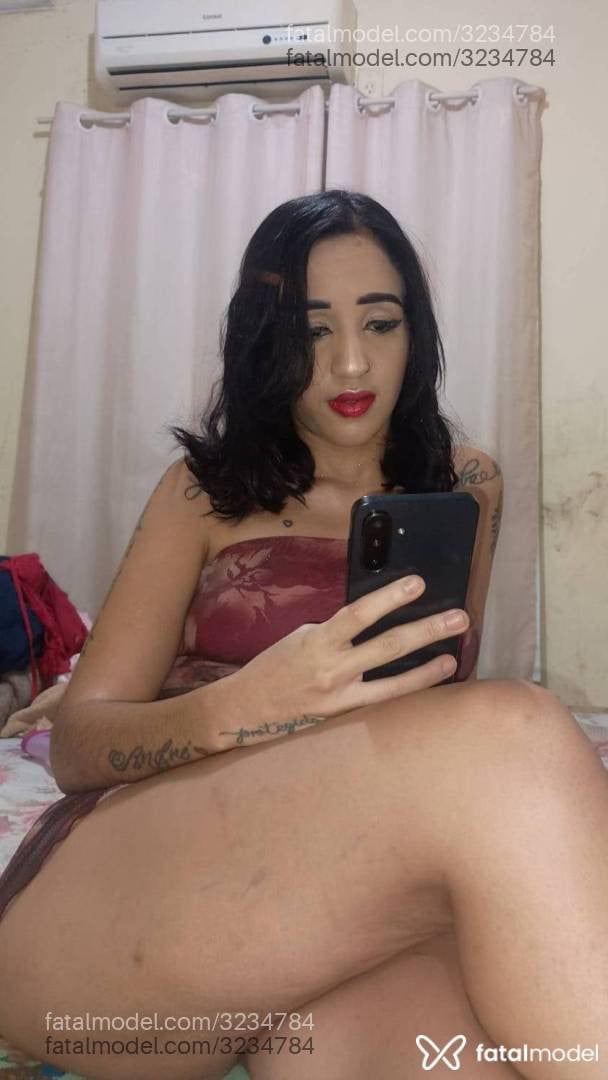 Acompanhante mulher morena (o) de olhos castanhos em Virtual Acompanhante mulher morena (o) de olhos castanhos em Virtual - Bia Alencar