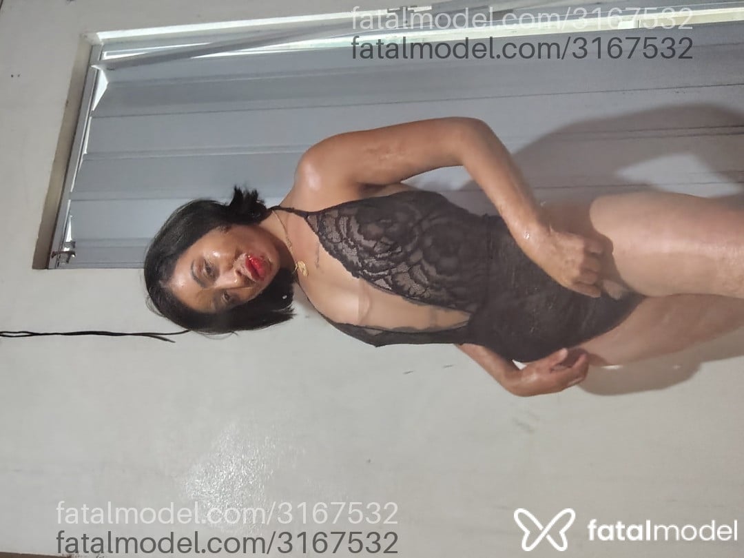 Acompanhante mulher morena (o) de olhos mel - évora Acompanhante mulher morena (o) de olhos mel - évora
