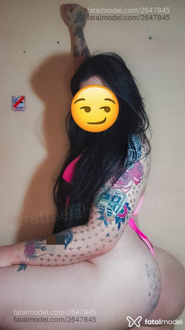 Acompanhante mulher trans morena (o) de olhos pretos - Nath Poison