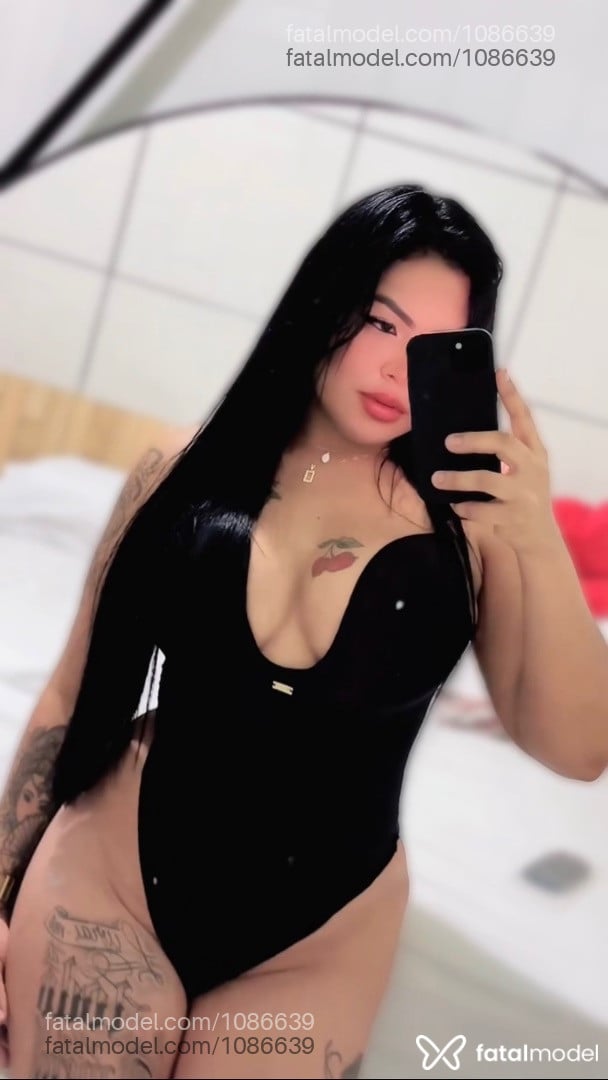 Acompanhante mulher morena (o) de olhos pretos - Saory