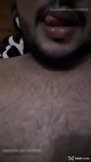 Acompanhante homem com cabelo castanho de olhos mel em Sinop Acompanhante homem com cabelo castanho de olhos mel em Sinop - Agroboybruto