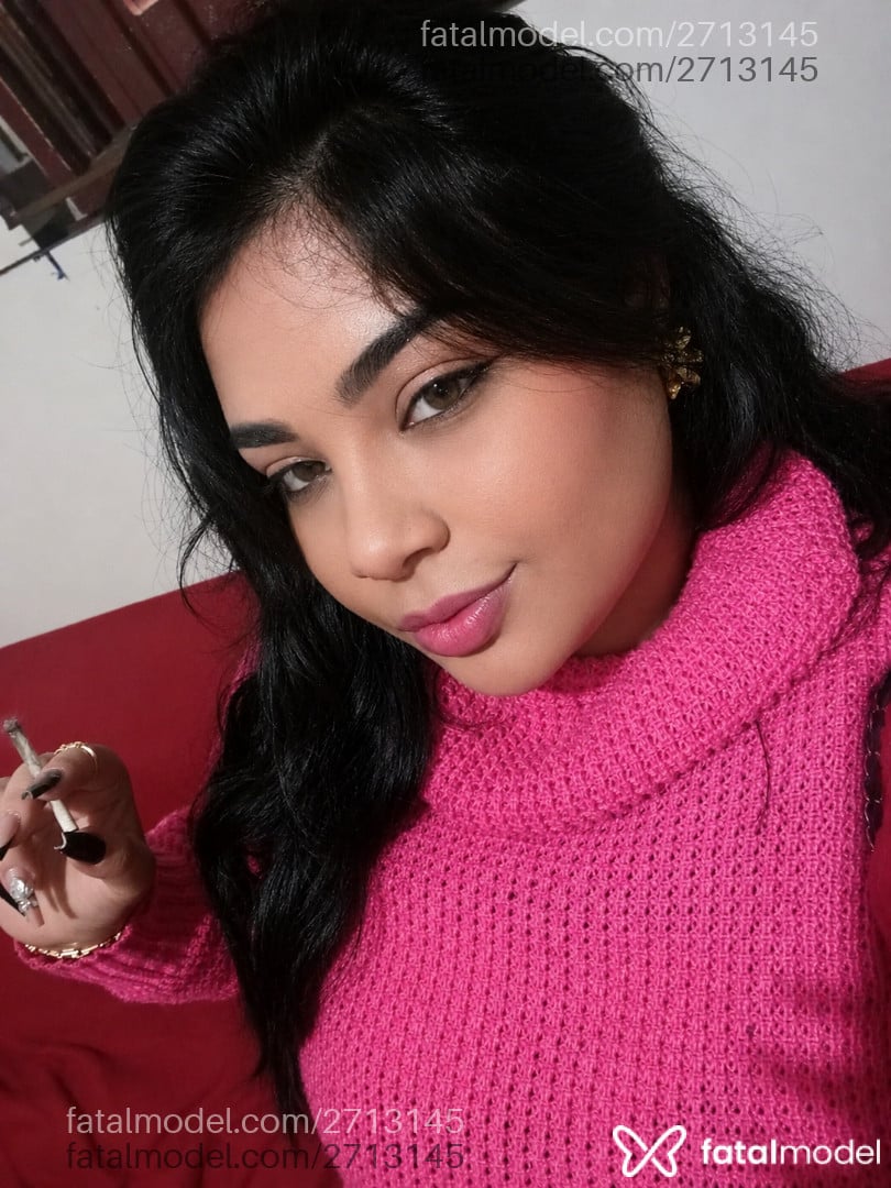 Acompanhante mulher morena (o) de olhos mel - Julia