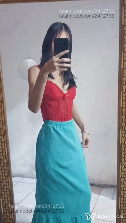 Acompanhante mulher trans morena (o) de olhos castanhos - Nicky