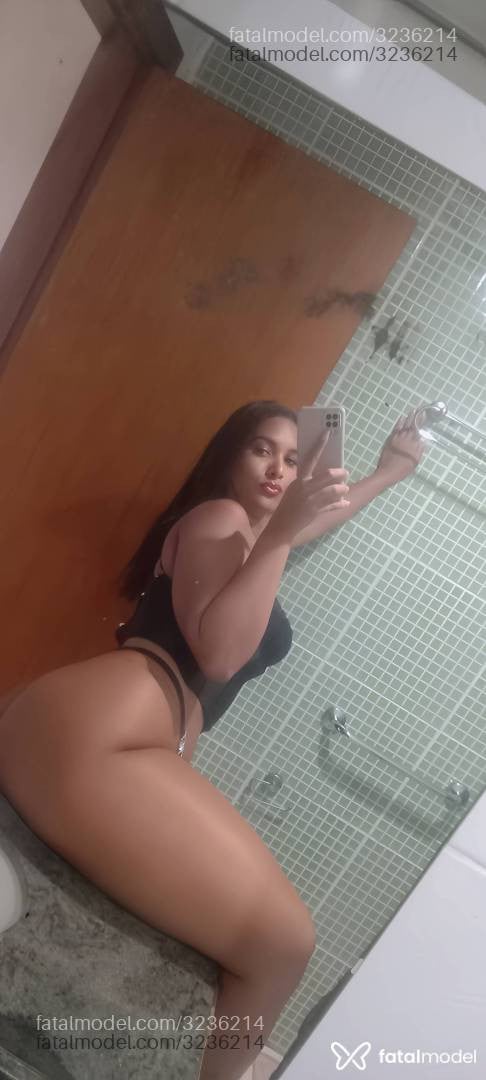 Acompanhante mulher morena (o) de olhos castanhos em Santa Rosa - Isis