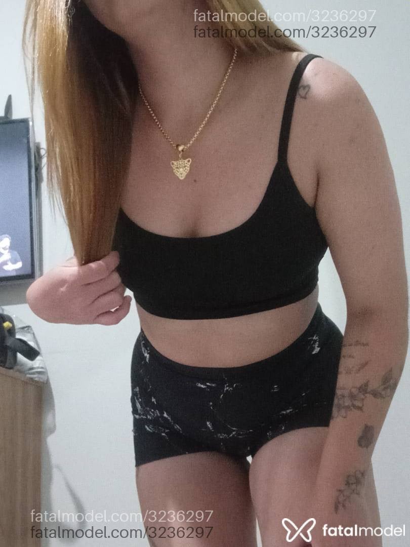 Acompanhante mulher ruiva (o) de olhos castanhos - Isabely