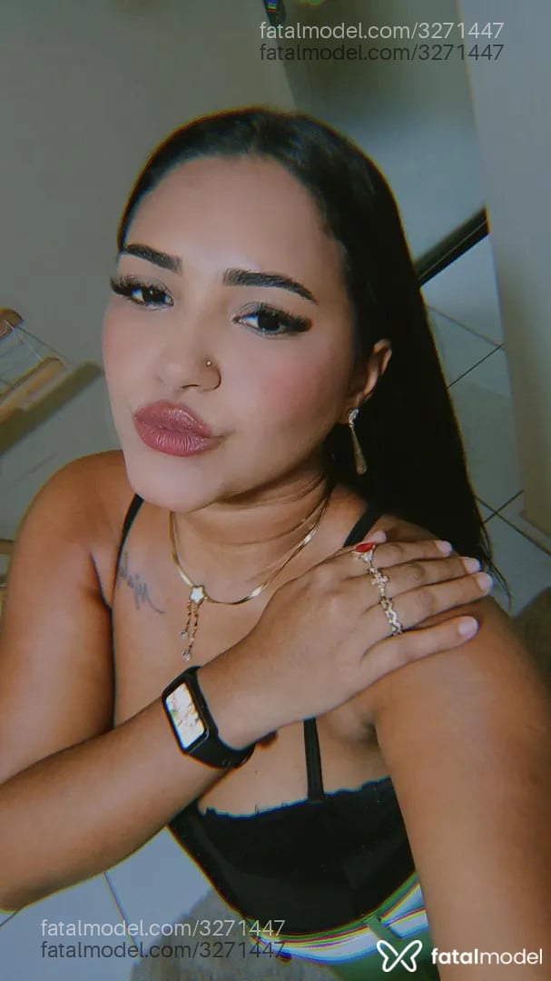 Acompanhante mulher morena (o) de olhos pretos - Lumy Amorim