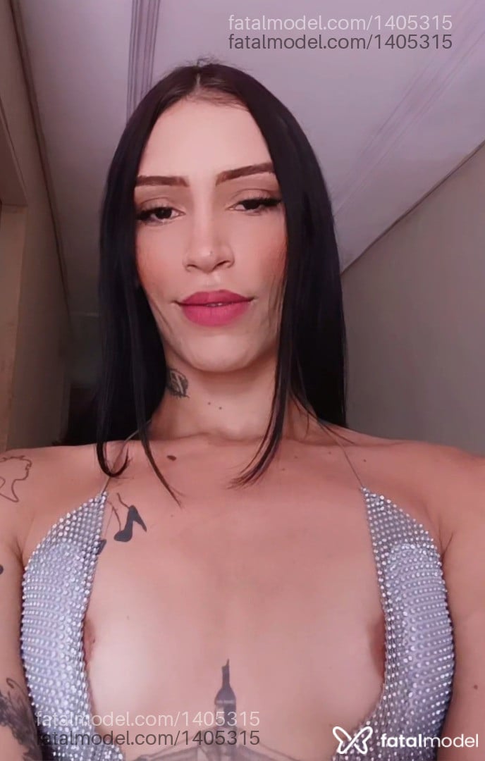 Acompanhante travesti morena (o) de olhos castanhos - Emilly Brenda