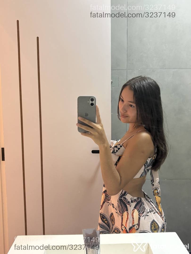 Acompanhante mulher com cabelo castanho de olhos castanhos - Angel