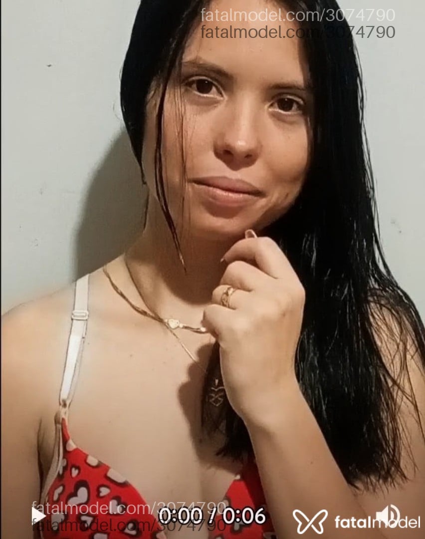 Acompanhante mulher morena (o) de olhos castanhos - Gaby