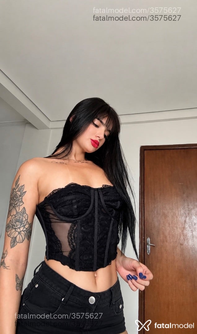 Acompanhante mulher morena (o) de olhos castanhos - Liz Ramos