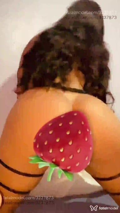 Acompanhante mulher com cabelo castanho de olhos castanhos em Imperatriz Acompanhante mulher com cabelo castanho de olhos castanhos em Imperatriz - Stella Shi
