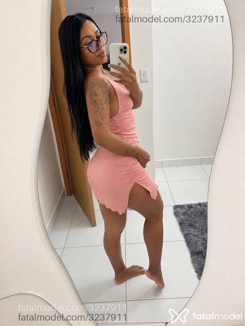 Acompanhante mulher morena (o) de olhos mel - Yohana Oliveira