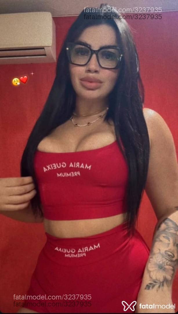 Acompanhante mulher morena (o) de olhos mel - Raissa