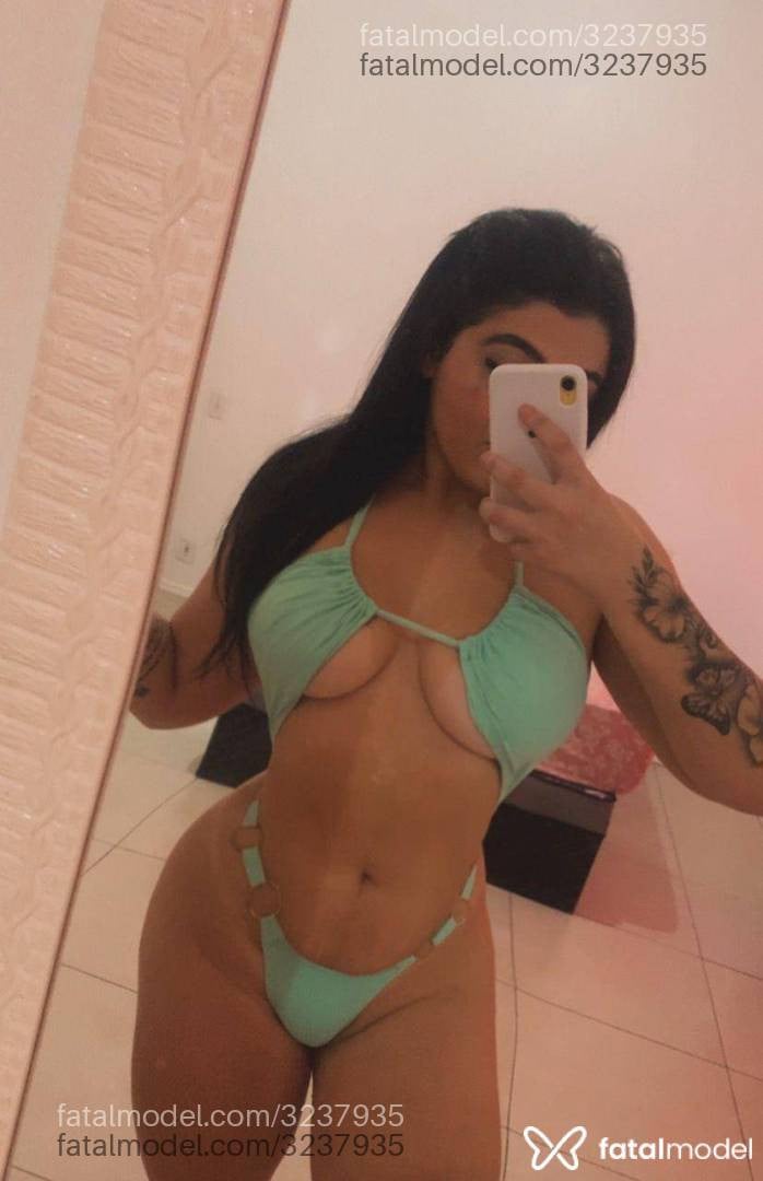 Acompanhante mulher morena (o) de olhos mel - Raissa