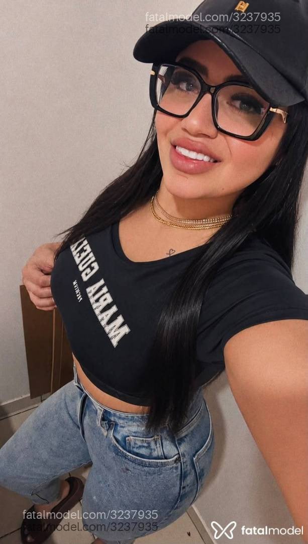 Acompanhante mulher morena (o) de olhos mel - Raissa