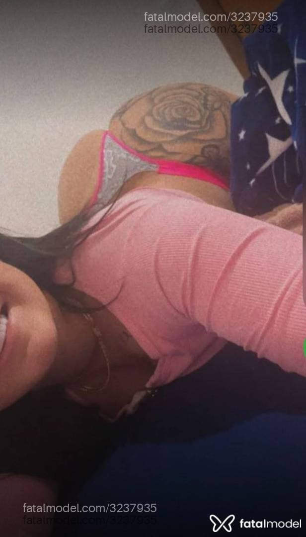Acompanhante mulher morena (o) de olhos mel - Raissa