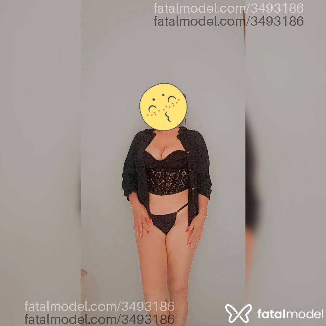 Acompanhante mulher loira (o) de olhos verdes - Raquel