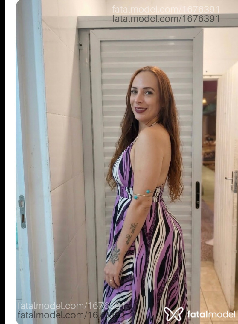 Acompanhante mulher trans morena (o) de olhos castanhos - Mayte