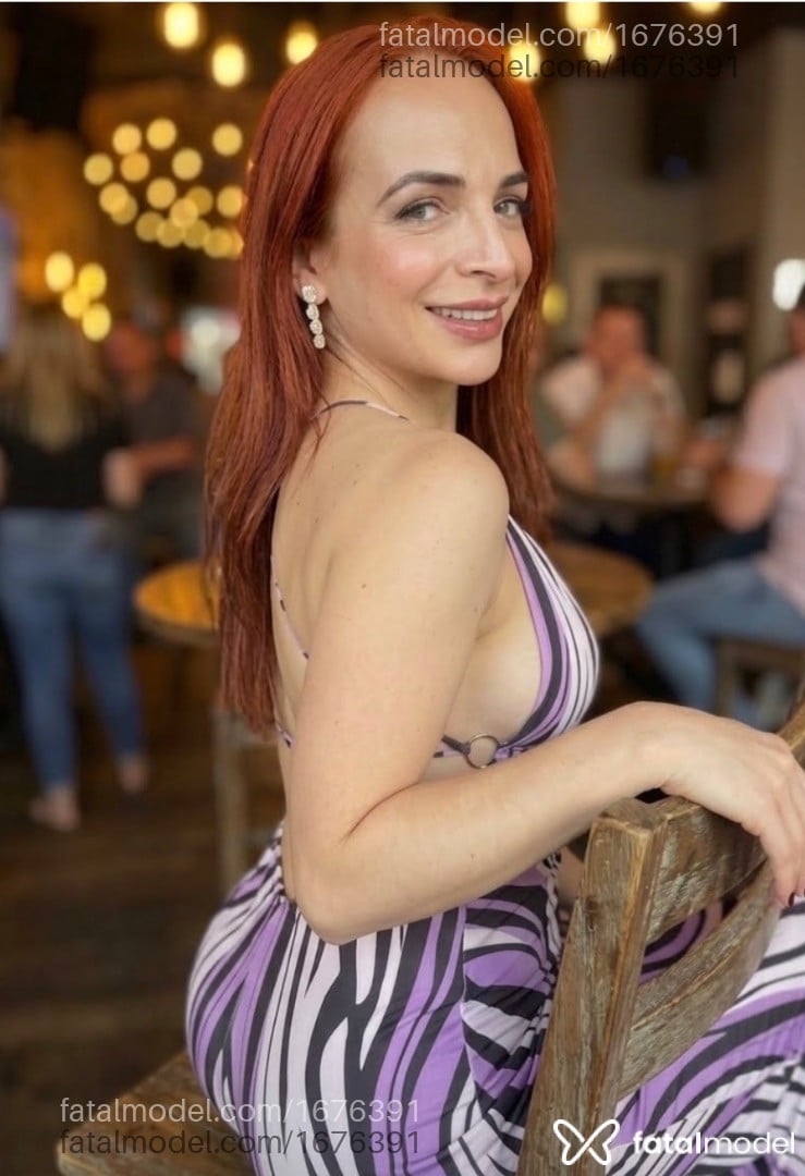 Acompanhante mulher trans morena (o) de olhos castanhos - Mayte