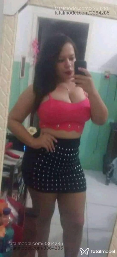 Acompanhante mulher morena (o) de olhos castanhos - Melissalaura