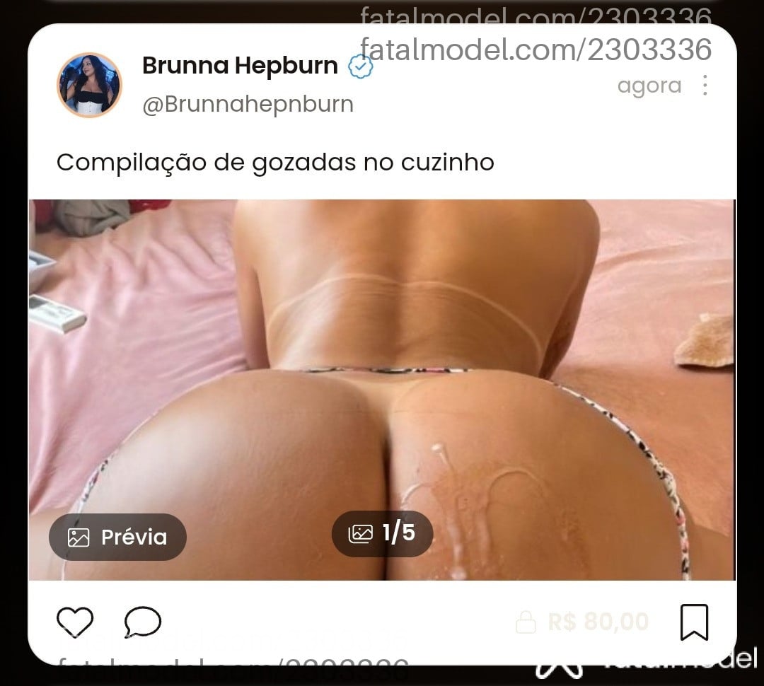 Acompanhante mulher trans loira (o) de olhos castanhos - Brunna Hepburn