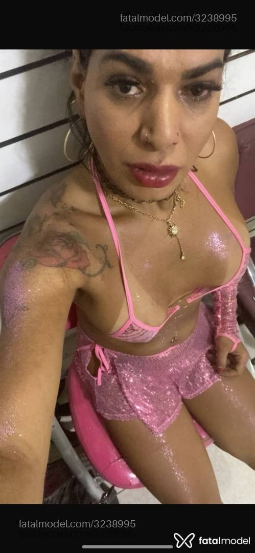 Acompanhante mulher trans com cabelo castanho de olhos pretos em Rio de Janeiro - Mimy