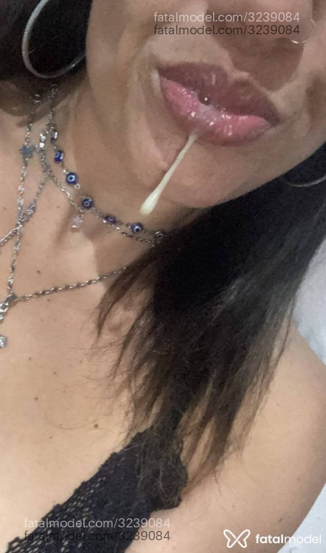 Acompanhante mulher loira (o) de olhos mel - Juliana Martins