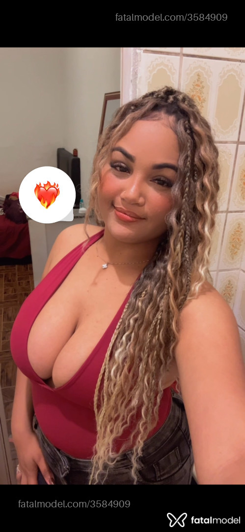 Acompanhante mulher morena (o) de olhos castanhos - Vitória Santos