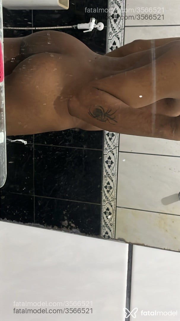 Acompanhante homem trans morena (o) de olhos castanhos - Pretty