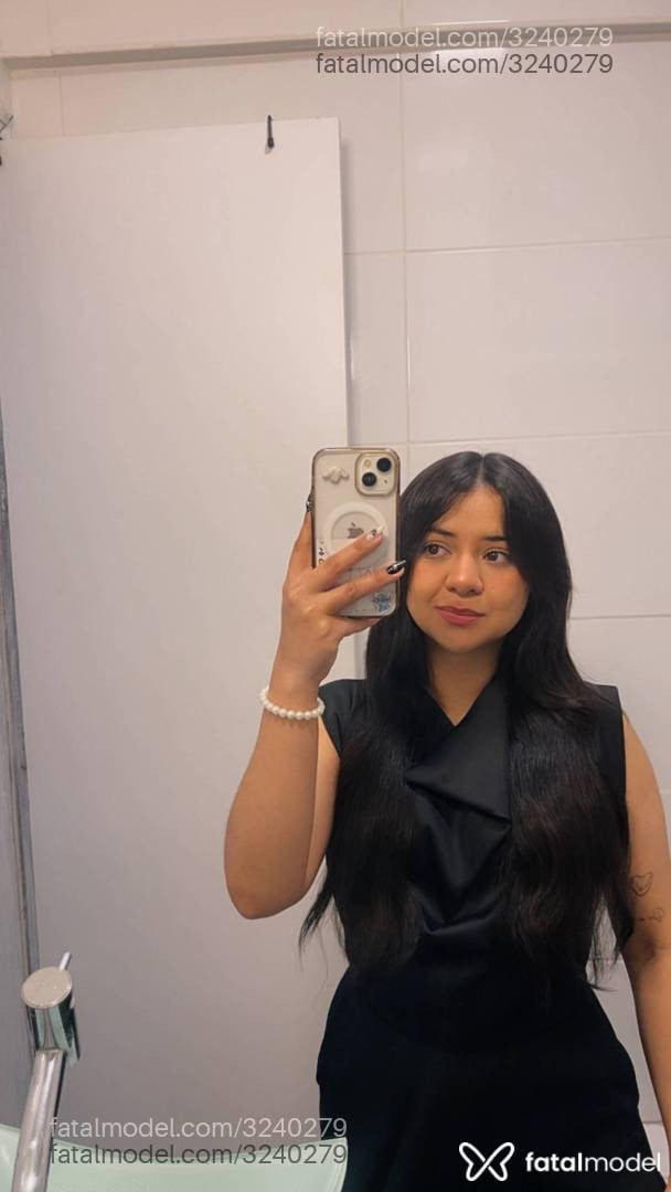 Acompanhante mulher com cabelo castanho de olhos castanhos em Curitiba - Mar Venezuelana