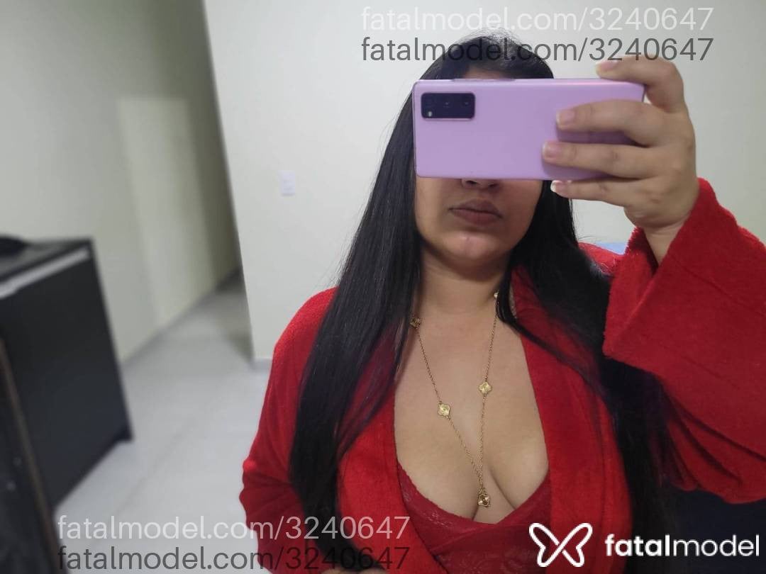 Acompanhante mulher morena (o) de olhos castanhos - Morenah