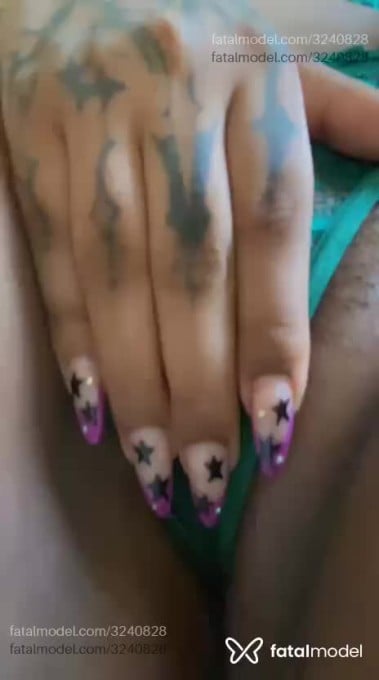 Acompanhante mulher morena (o) de olhos castanhos em Belo Horizonte - Larissa Duarte
