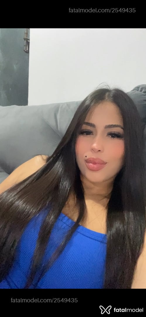 Acompanhante mulher morena (o) de olhos castanhos - Livia