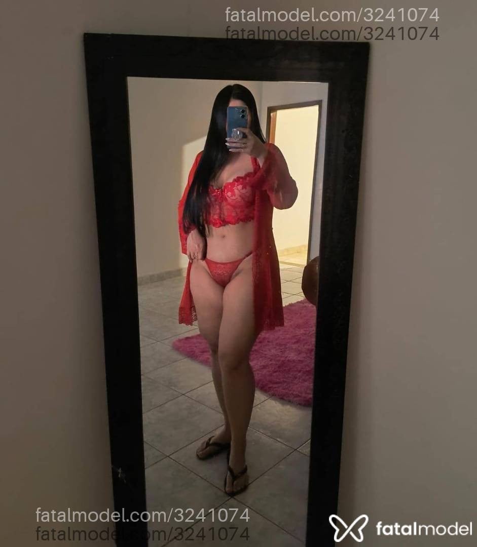 Acompanhante mulher morena (o) de olhos pretos - Raquel Sayuri
