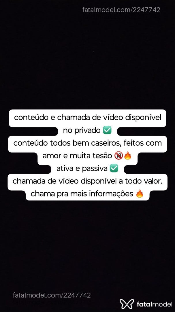 Acompanhante mulher trans morena (o) de olhos pretos - Vick