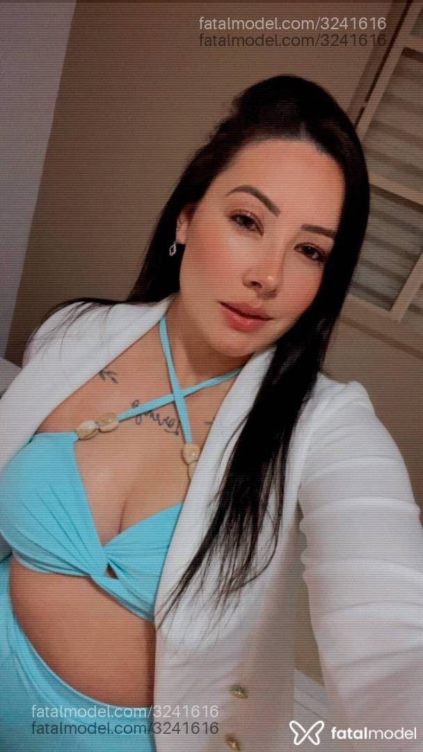 Acompanhante mulher morena (o) de olhos castanhos - Julia