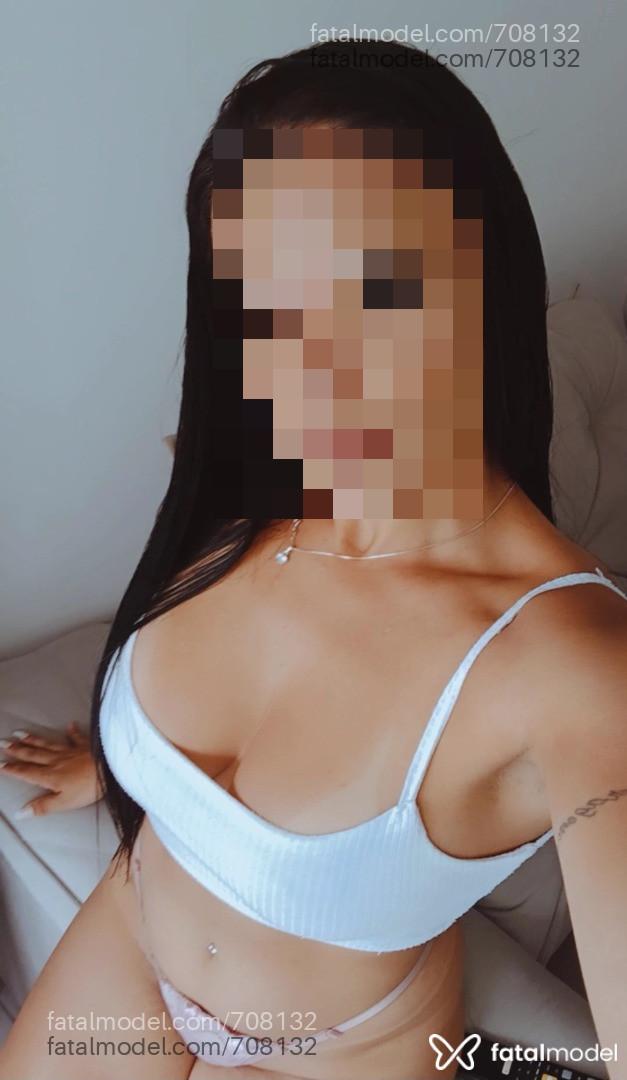 Acompanhante mulher morena (o) de olhos castanhos - Jhenifer Reis